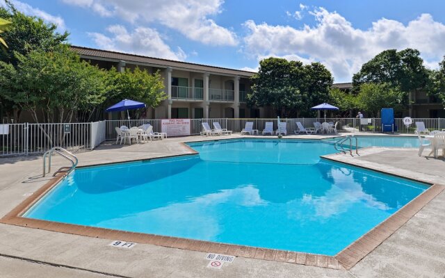 Econo Lodge
