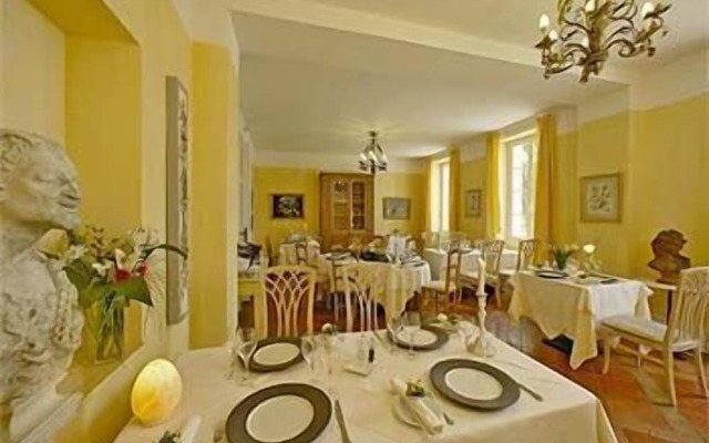 Le Manoir Saint Jean