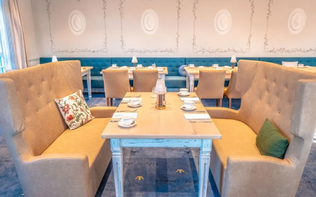 Europa-Park Erlebnis-Resort, Hotel Krønasår