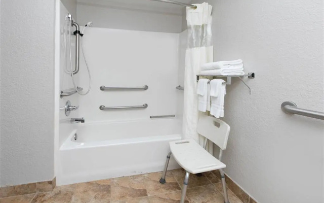 Microtel Inn & Suites by Wyndham Oklahoma City Airport