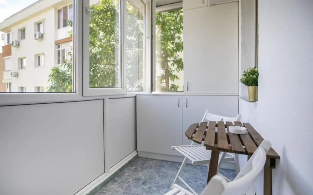 Golden Apartment Baneasa
