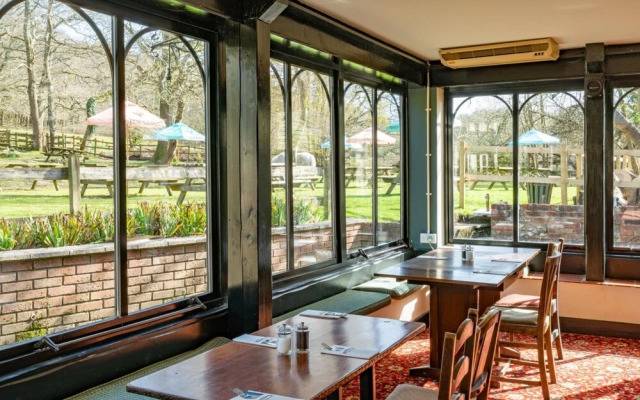 High Corner Inn