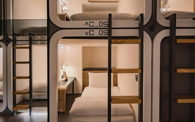 Taiwan Youth Hostel & Capsule Hostel