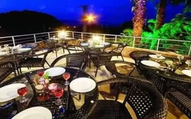 Kumlubük Hotel