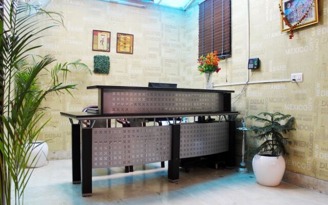 Hotel Delhi Marine Club Gurgaon
