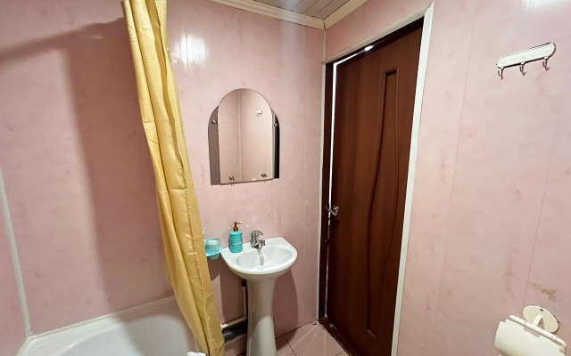 Apart MV Apartment on 78 Karl Marx Avenue