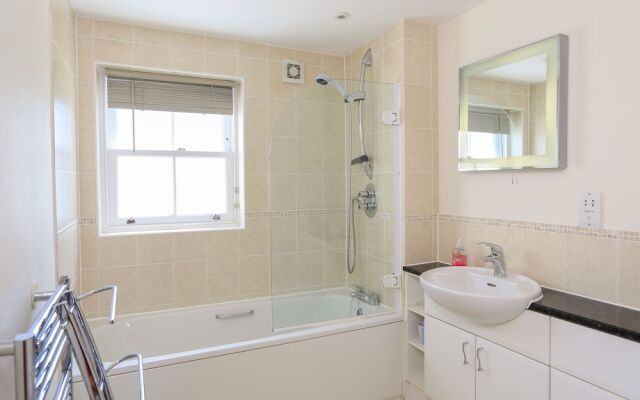 5 Thurlestone Beach