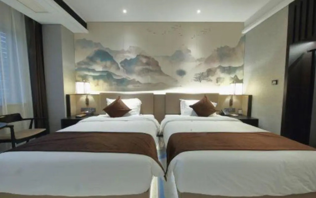 Rezen Dong Hotel (Xi'an Bell Tower Provincial Government Store)