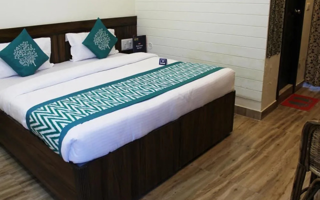 OYO 2749 Hotel Vedas