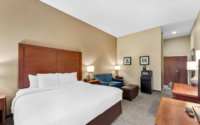 Comfort Inn & Suites Tuscumbia - Muscle Shoals