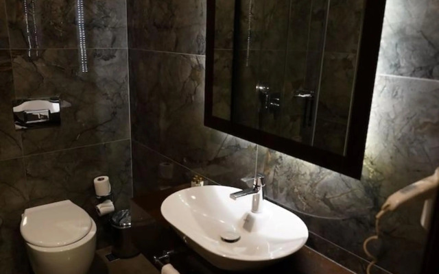 Safir Hotel