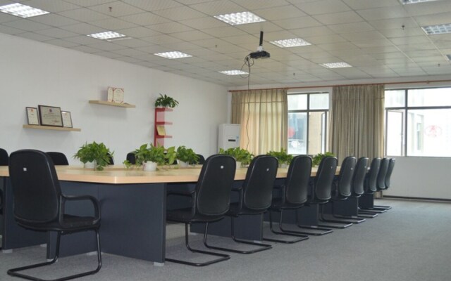 GreenTree Inn Xuzhou Railway Station Hotel