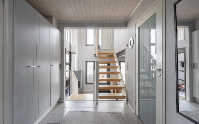 Spacious 2BR Cabin at Riihivuori Peak