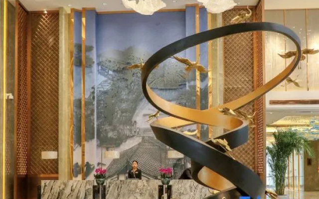 Zhongzhou Huayue International Hotel
