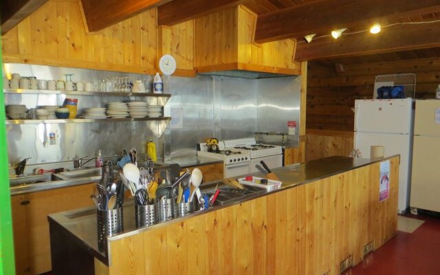 HI-Kananaskis Hostel