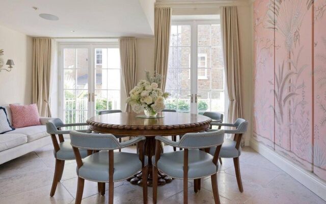 Elegant 5bed House Chelsea