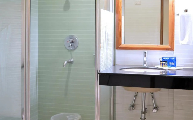 OYO 3140 Classic Residency