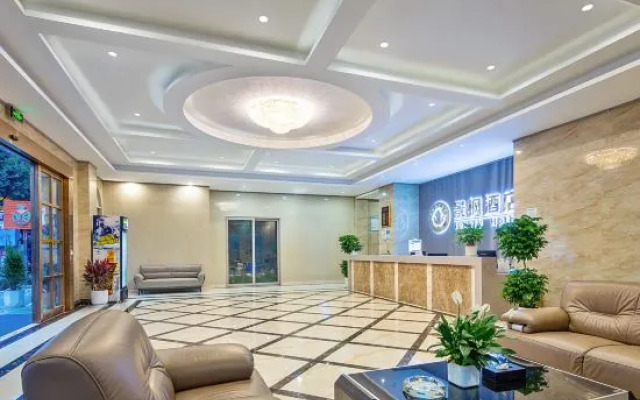 Jingfeng Hotel (Chongqing West Railway Station Southwest Hospital)