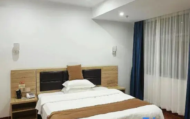 Huizhou Xinghe Business Hotel (North Railway Station)