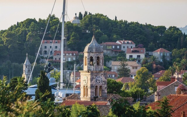 Beautiful Apartment in Cavtat With 1 Bedrooms and Wifi