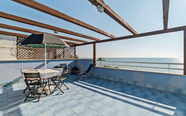 Sea-Side Apartment in Policastro Bussentino with Balcony