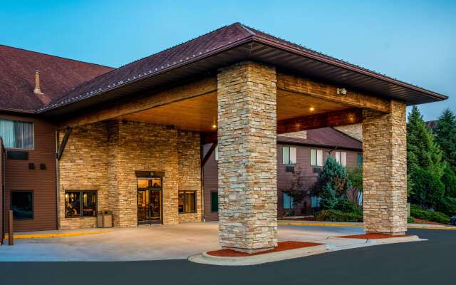 The Riverview Inn & Suites, an Ascend Hotel Collection Member