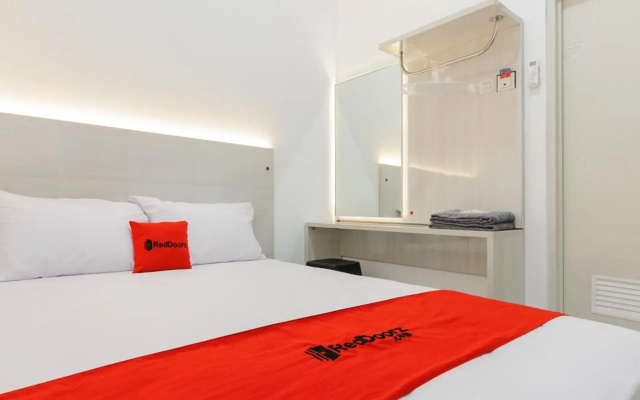 RedDoorz @ Pandu Raya Bogor – Guest Rooms – Bogor