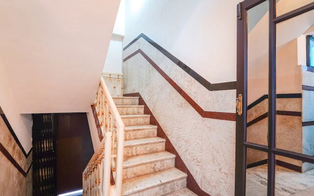 Fabhotel Seven Olives