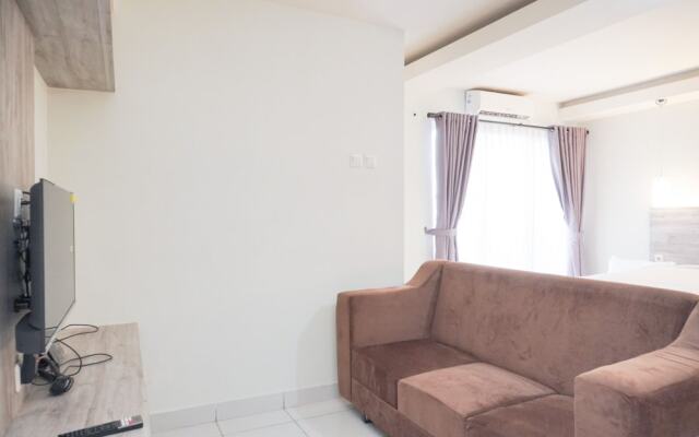Comfort And Minimalist Studio At Amethyst Apartment