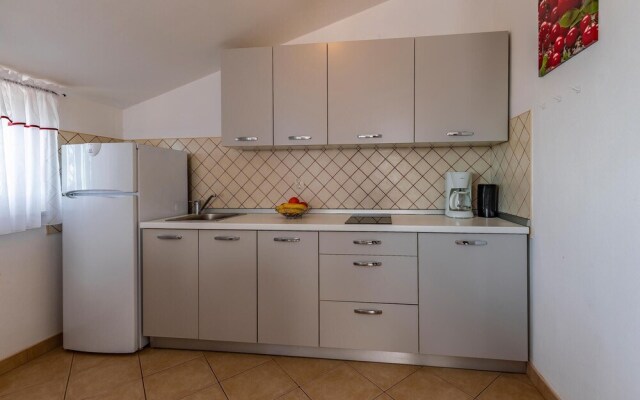 Amazing Apartment in Medulin With 1 Bedrooms and Wifi