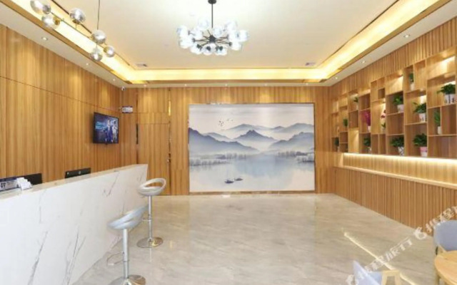 Star Tour Apartment Hotel (Zhaoqing Agile Plaza Store)