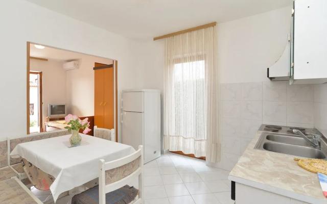 Apartment Josip 828