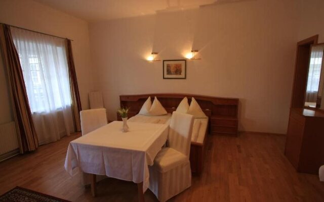 Hotel Pension Kandolf