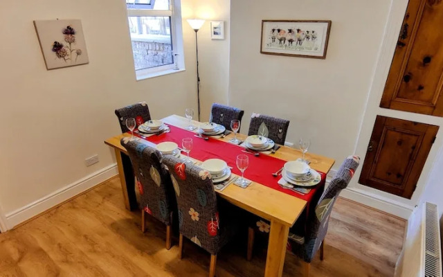 Rhubarb Terrace on the Coast - Sleeps 1-6