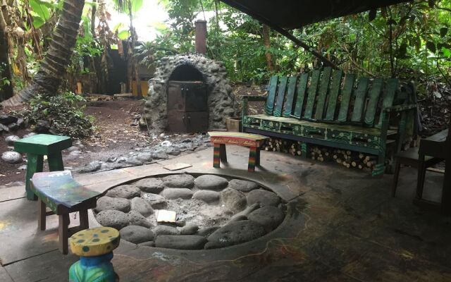 Cinderland EcoVillage - Hostel