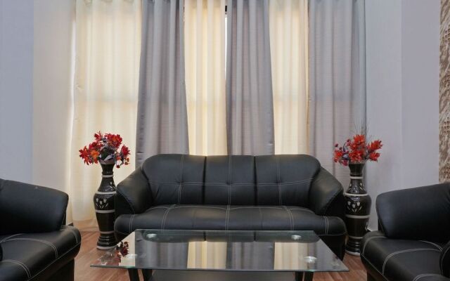 OYO 24161 Hotel Centre Point