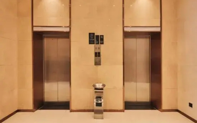 Zhumadian City Boutique Hotel