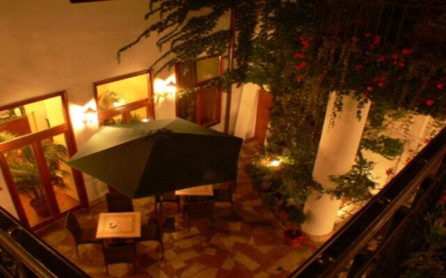 Boutique Hotel Atrium