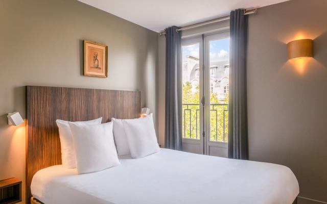 Hôtel Helzear Champs Elysées