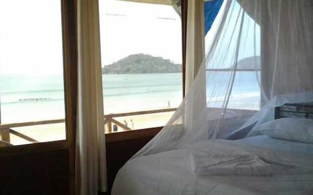 Royal Touch Beach Huts & Restaurant