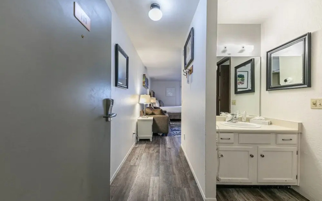 111 Bldg B Condo