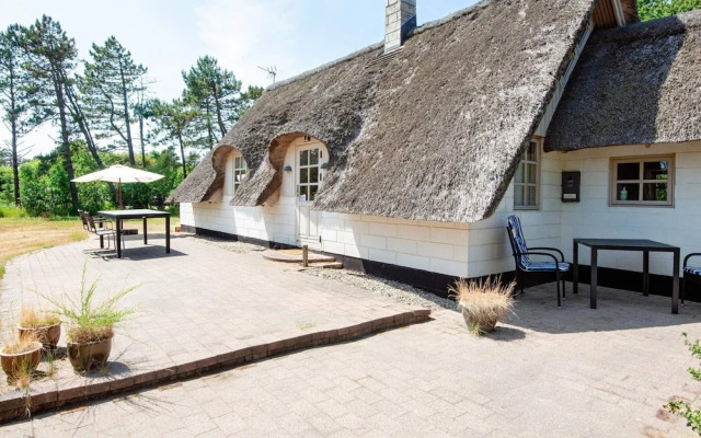 5 Person Holiday Home in Ringkobing-by Traum