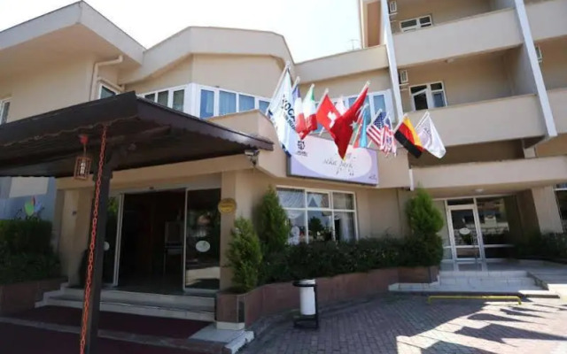 SekaPark Hotel