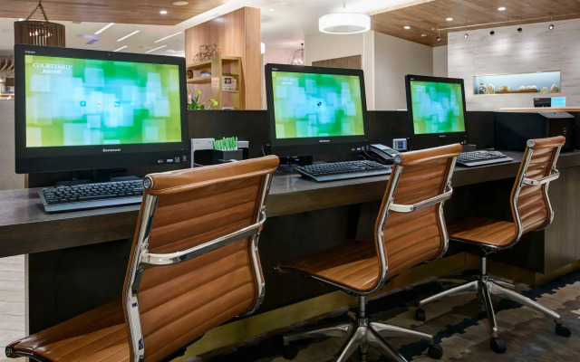 Courtyard by Marriott Erie Bayfront