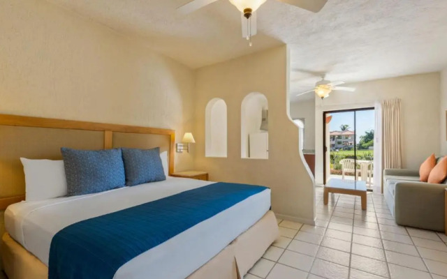 Park Royal Homestay Los Cabos