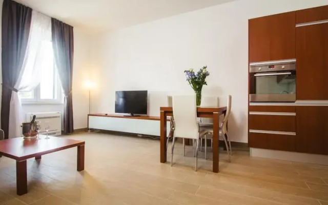 City Pads Apartment