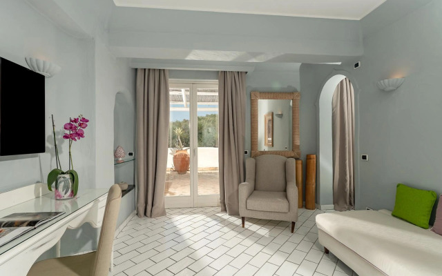 Therasia Resort Sea & Spa - The Leading Hotels of the World