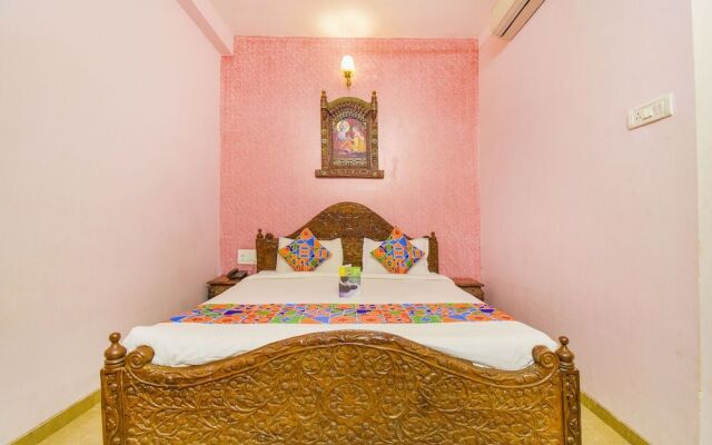 FabHotel Paradise For You