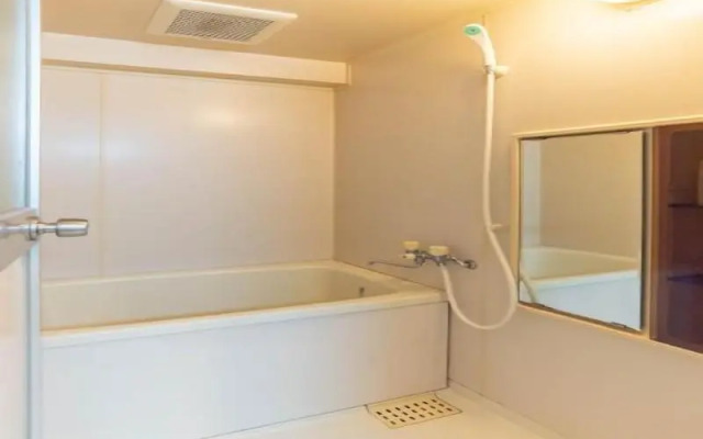 Bijou Suites Pine Brook 405