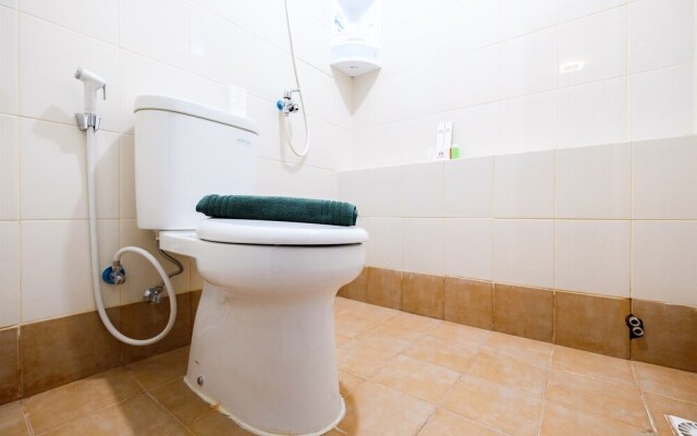 Spacious at Bassura City Apartment By Travelio